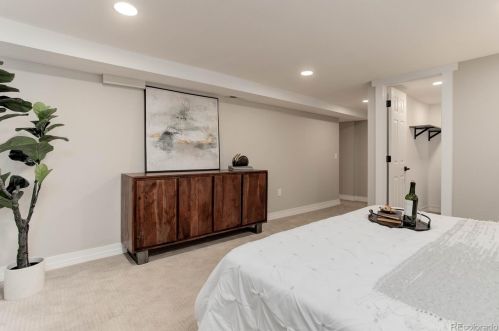 1120 Cook St, Denver CO  80210-2111 exterior