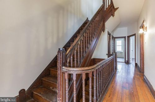 4709 Baltimore Ave, Philadelphia PA 19143-3118 exterior