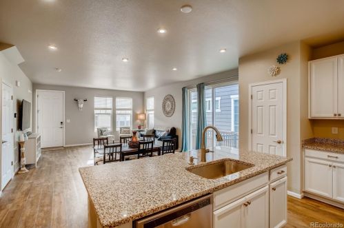 15957 Otero Ave, Englewood CO 80112 exterior