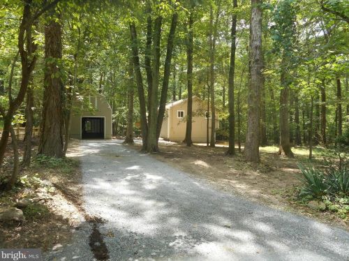 12 Mountain Dew Ln, Harpers Ferry, WV 25425-4837