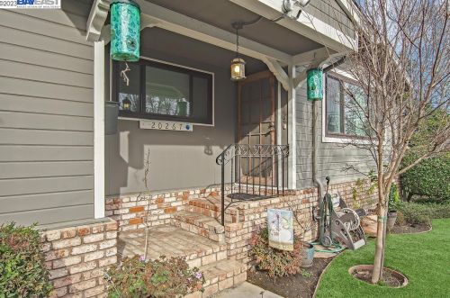 20267 Forest Ave, Hayward, CA 94546-4522