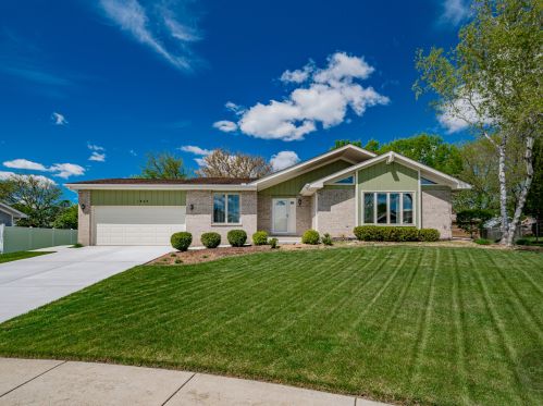 1949 Sybil Dr, Joliet, IL 60403-1893