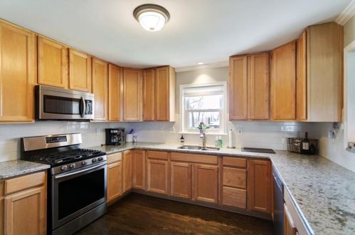 1740 Starlight Dr, Marietta, GA 30062-1964