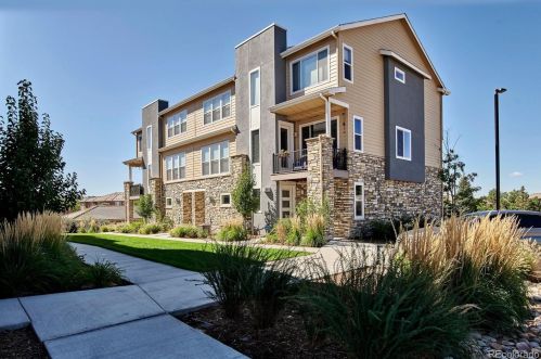 6749 Tempe Ct, Aurora CO  80016-2778 exterior