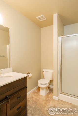 1214 Belle Dr, Loveland CO 80537-3704 exterior