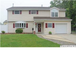 8 Elm Ave, Hazlet, NJ 07730-2115