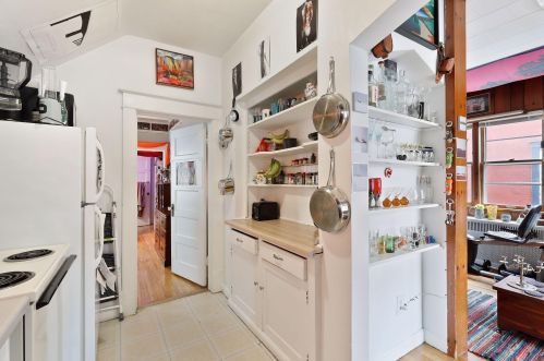 998 Grand Ave, Saint Paul MN 55102-2610 exterior