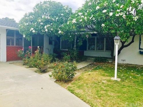 12051 Samoline Ln, Downey, CA 90242-2315