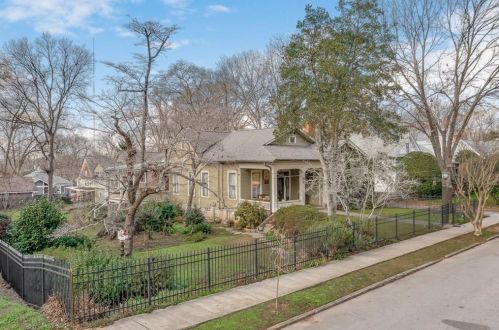 70 Kirkwood Rd, Atlanta GA  30317-1133 exterior