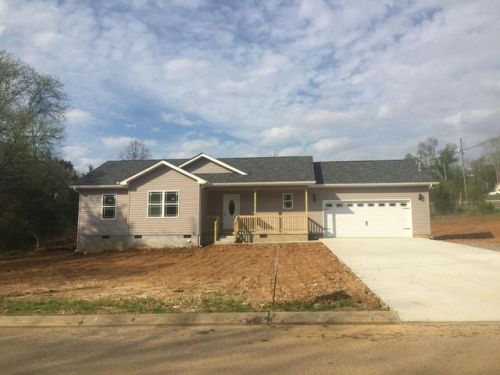 352 Bernice Dr, Trenton, GA 30752-2752