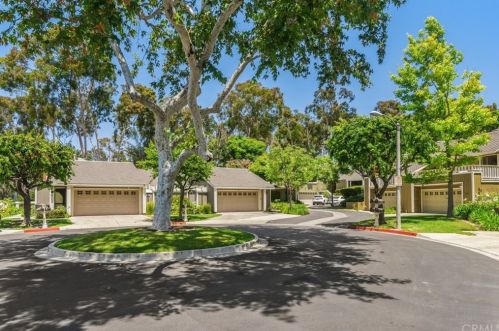 35 Rainbow Fls, Irvine, CA 92603-3439