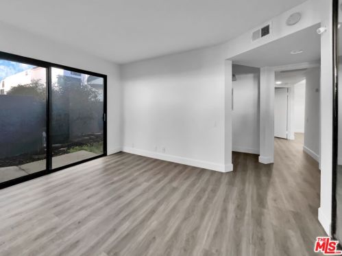 1209 Tivoli Ln, Simi Valley CA  93065-0992 exterior