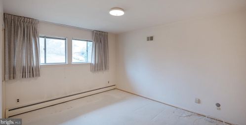 355 Scott Dr, Silver Spring MD 20904-1066 exterior