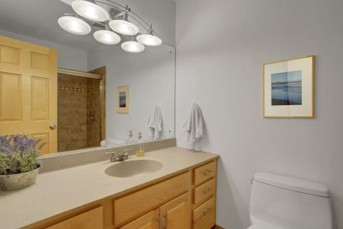 302 Cimarron Rd, Saint Paul MN  55124-9751 exterior