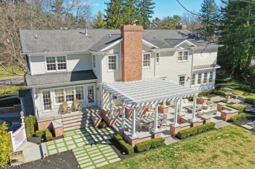 78 May Dr, Chatham Township, NJ 07928-1641
