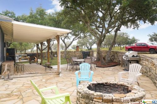 601 Shearer Rd, Spring Branch TX 78163-2825 exterior