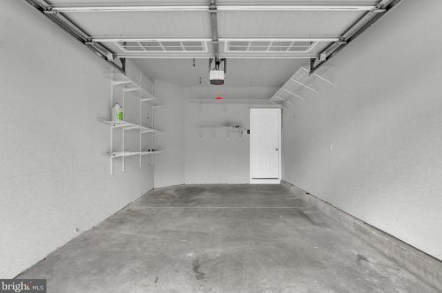 180 3rd St, Hanover PA  17331-2325 exterior