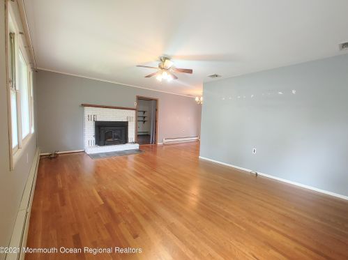613 Ranger Dr, Lacey, NJ 08731-1901