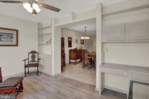 36 Cambridge Ct, Carlisle PA 17013-2733 exterior