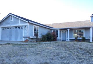 627 Springer Dr, Redding, CA 96003-4554