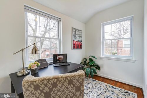 7401 16 Ave, Silver Spring MD 20912-7041 exterior