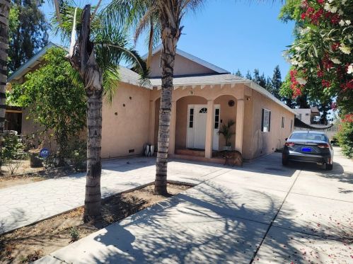 179 4th St, San Bernardino, CA 92410-4805