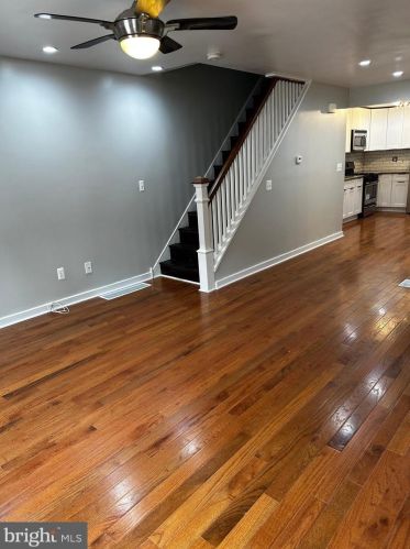 2116 Manton St, Philadelphia, PA 19146-4313