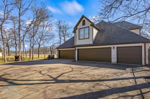 8407 Fm 1187, Fort Worth TX  76126-6016 exterior