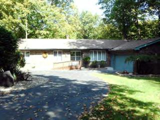 22250 Carltons Dell Rd, Danville, IL 61834-5732