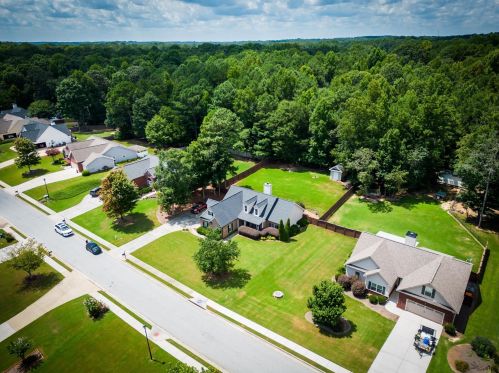 1070 Monticello Dr, Monroe, GA 30655-7700