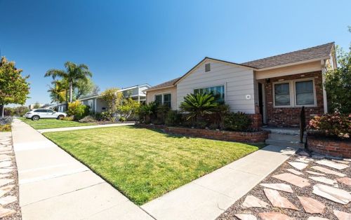 1508 Lynngrove Dr, Manhattan Beach, CA 90266-4238