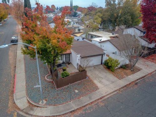 2756 Barcelona Dr, Modesto, CA 95354-3209