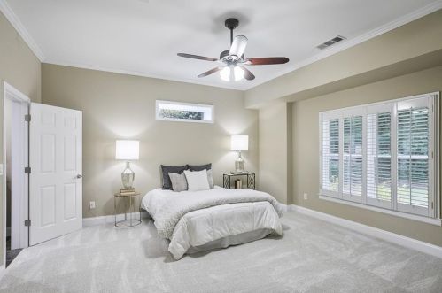 710 Lake Summit Dr, Atlanta GA  30342-1919 exterior