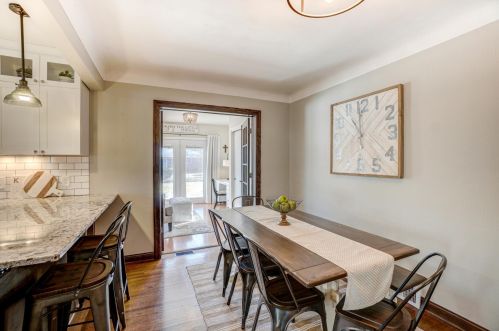 1930 Arona St, Saint Paul MN  55113-5843 exterior