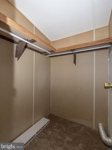 27 Bluegill Dr, Harpers Ferry WV  25425-2507 exterior