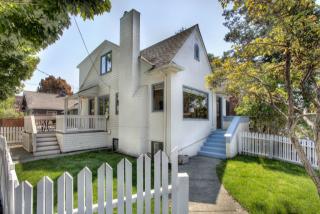 3632 1 Ave, Seattle WA  98177-4002 exterior