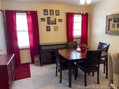 66 Senior Dr, Upper Stepney, CT 06468-2735