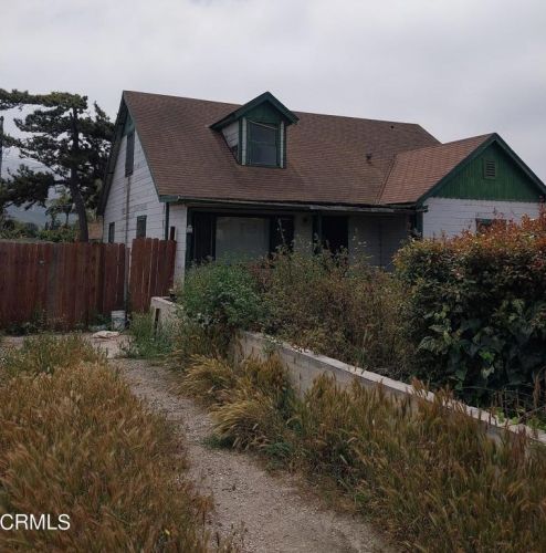 890 Telegraph Rd, Santa Paula, CA 93060-3000