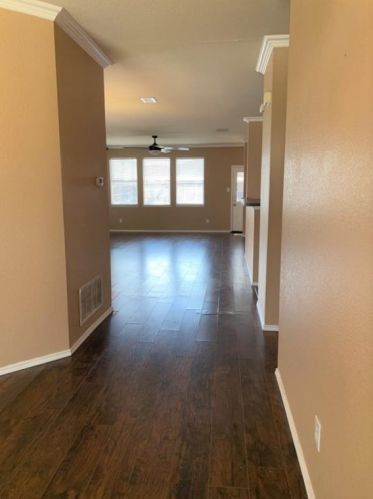 1069 Pullman Dr, Fort Worth TX  76131-4931 exterior