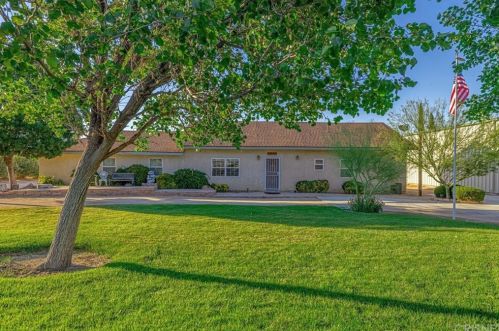 1631 Avenue, Lancaster CA  exterior