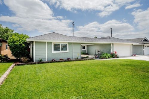 5057 Walnut Ave, Chino, CA 91710-2565