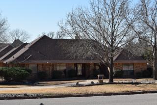 2405 Hillside Ct, Grapevine, TX 76092-5712