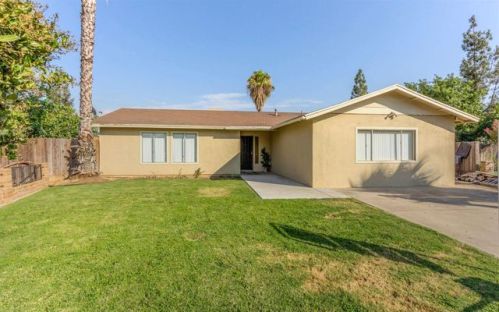 2533 Jade Ave, Fresno, CA 93725-1715