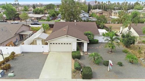 770 Coldstream Dr, El Cajon, CA 92020-7753