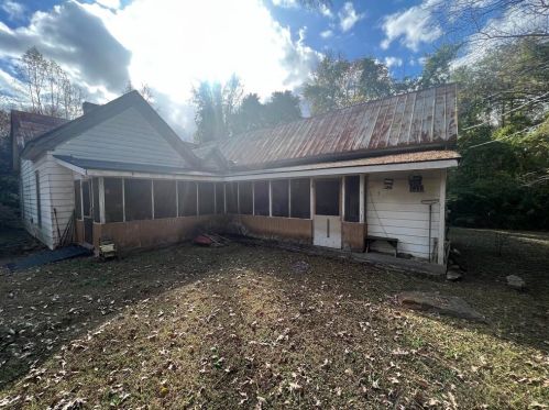 972 Hemphill Rd, Stockbridge, GA 30281-2926
