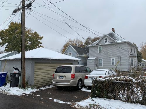 873 Cook Ave, Saint Paul MN  55106-3215 exterior