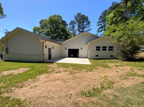 3736 Calmer Cir, Atlanta GA  30344-6011 exterior