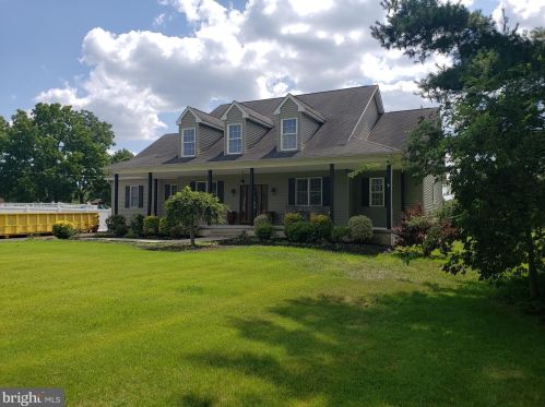 208 Landing Rd, Blenheim, NJ 08012-5108