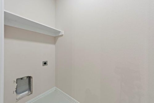 1525 Doyle Ave, Dallas TX  75203-3223 exterior