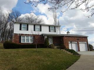 180 Moger Dr, Washington, PA 15301-2744